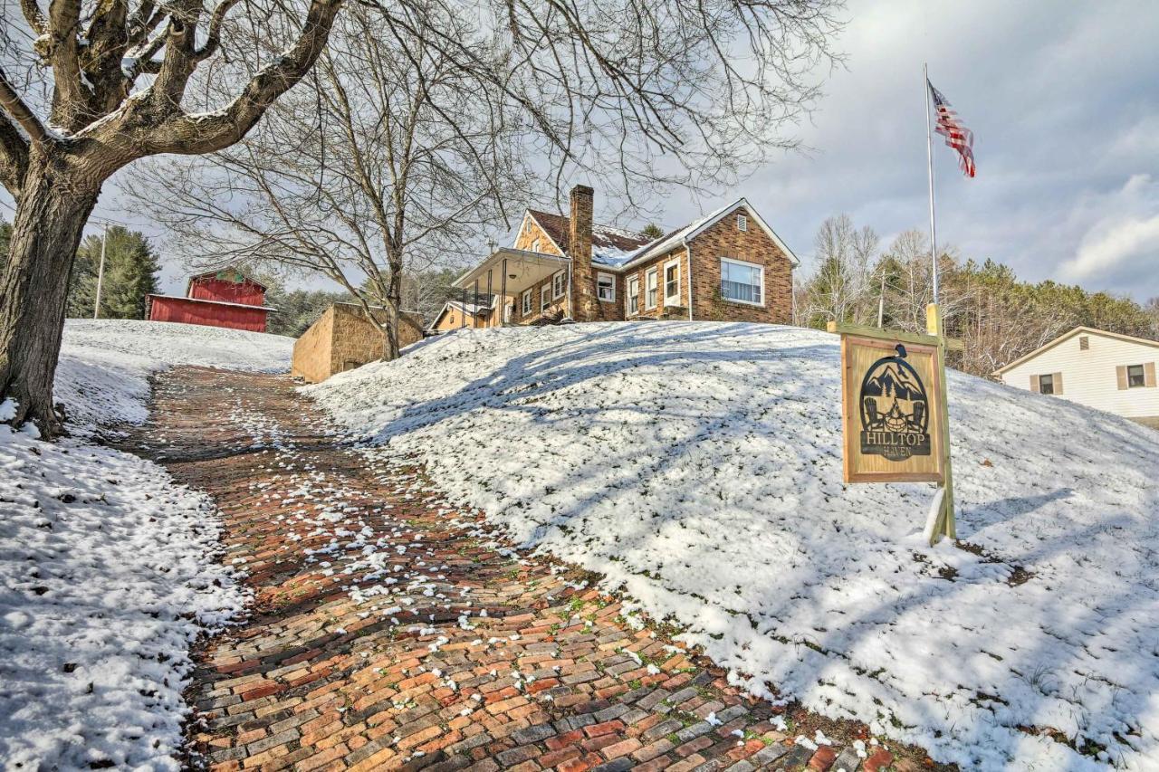 Hilltop Home With Grill, In Wayne Natl Forest لوغان المظهر الخارجي الصورة
