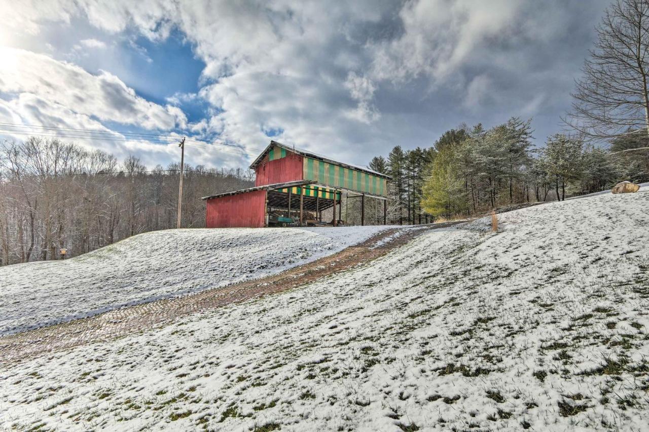 Hilltop Home With Grill, In Wayne Natl Forest لوغان المظهر الخارجي الصورة